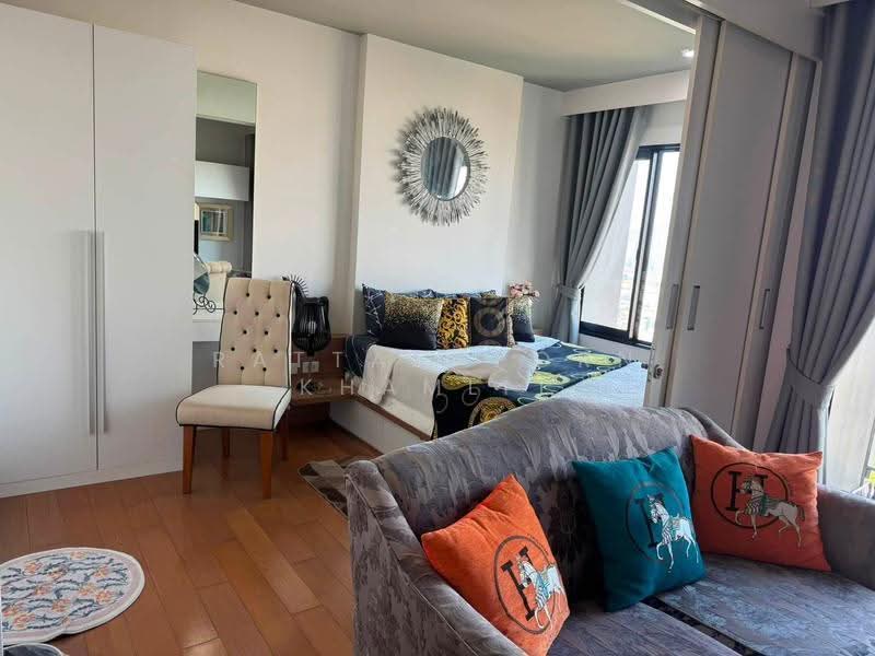 Blocs 77, Bangkok, 291 On Nut Rd, Phra Kanong Nua, Watthana, Bangkok, 1 Bedroom, 40 sqm, Condo For Rent, by Rattanaporn Khamlit, 500511820 - DDproperty.com