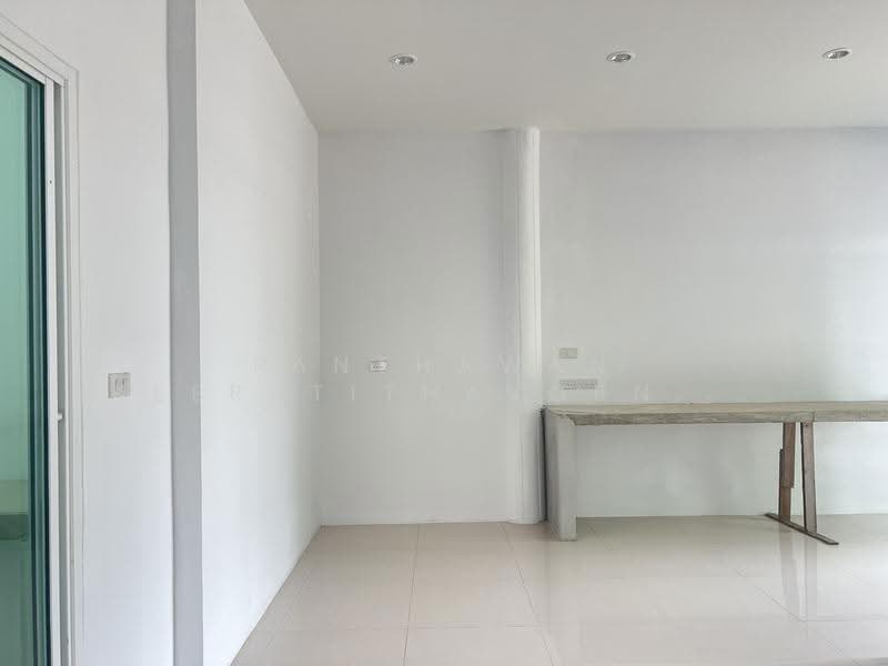 หมู่บ้านธนากร วิลล่า 1, Nonthaburi, Wat Chalo, Bang Kruai, Nonthaburi, 3 Bedrooms, 320 sqm, Single Detached House For Rent, by Panthawan Keeratithavornanan, 500511839 - DDproperty.com