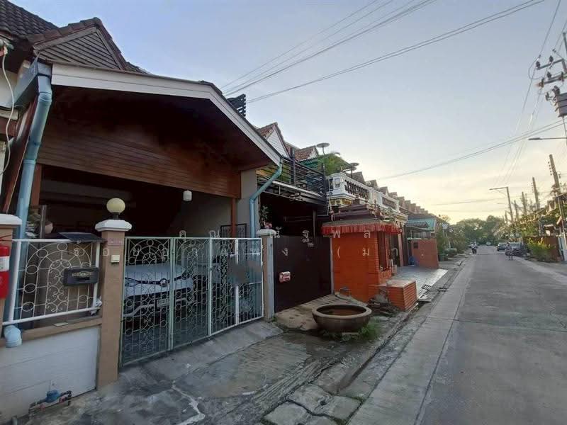 ศรีมณฑล ทวีวัฒนา ซอยทวีวัฒนา25 แยก28, กรุงเทพ, ถนนบรมราชชนนี, ทวีวัฒนา, กรุงเทพ, 120 ตร.ม., ทาวน์เฮ้าส์ ขาย, โดย คุณ ณัฐพล ร้อยอำแพง (มาร์ค), 500511927 - DDproperty.com