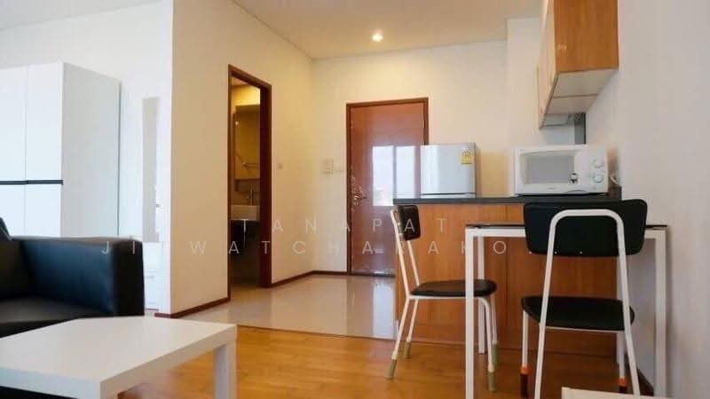 Villa Sathorn, Bangkok, 5 KrungThonBuri Road, Khlong Ton Sai, Khlong San, Bangkok, 1 Bedroom, 40 sqm, Condo For Rent, by Tanapat Jitwatcharakomol, 500511938 - DDproperty.com