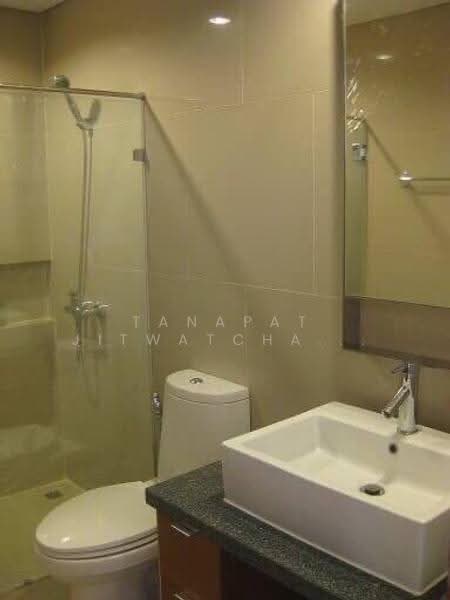 Villa Sathorn, Bangkok, 5 KrungThonBuri Road, Khlong Ton Sai, Khlong San, Bangkok, 1 Bedroom, 40 sqm, Condo For Rent, by Tanapat Jitwatcharakomol, 500511938 - DDproperty.com