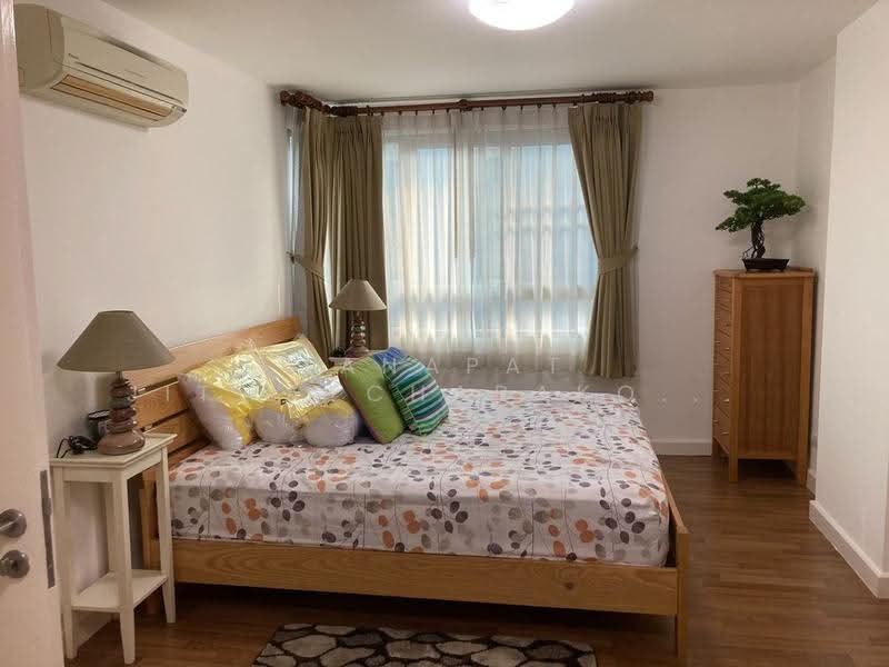 The Clover Thonglor Residence, Bangkok, Soi Sukhumvit 55, Khlong Tan Nua, Watthana, Bangkok, 1 Bedroom, 50 sqm, Condo For Rent, by Tanapat Jitwatcharakomol, 500511941 - DDproperty.com