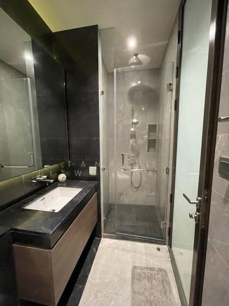 28 Chidlom, Bangkok, 28 Chit Lom Alley, Lumphini, Pathum Wan, Bangkok, 2 Bedrooms, 69 sqm, Condo For Rent, by Tanapat Jitwatcharakomol, 500511946 - DDproperty.com