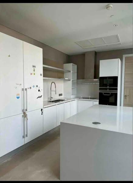 Sindhorn Residence : สินธร เรสซิเดนซ์ หลังสวน, กรุงเทพ, 54 ซอยต้นสน, ลุมพินี, ปทุมวัน, กรุงเทพ, 154 ตร.ม., คอนโด ให้เช่า, โดย Tanapat Jitwatcharakomol, 500511963 - DDproperty.com