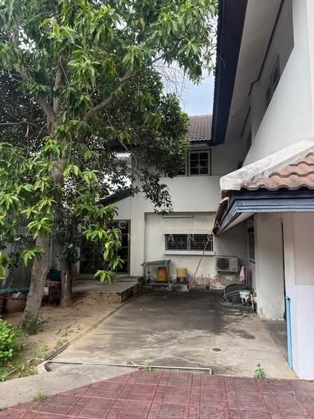 4-BR House, Bangkok, Chong Nonsi, Yan Nawa, Bangkok, 4 Bedrooms, 382 sqm, Single Detached House For Sale, by Nicha Na Lampang, 500511980 - DDproperty.com