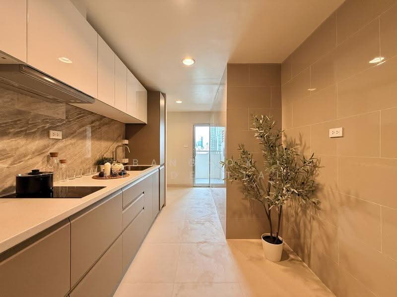 The Waterford Diamond Tower Sukhumvit, Bangkok, 758/18 Soi Sukhumvit 30/1, Sukhumvit Road, Khlong Toei, Bangkok, 2 Bedrooms, 144 sqm, Condo For Sale, by Bangkok Residential, 500512059 - DDproperty.com