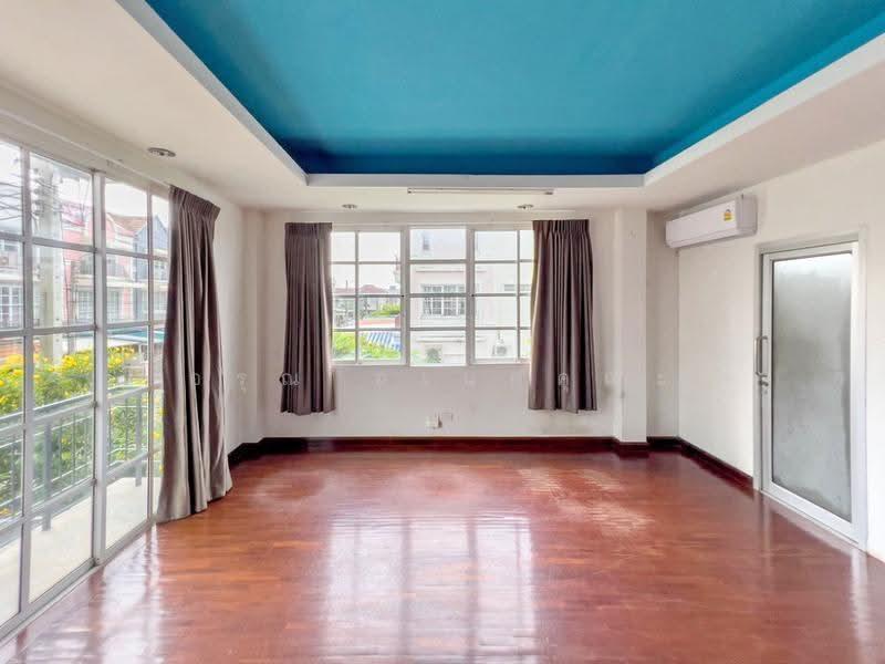 Charisa Ladprao-Chockchai 4, Bangkok, Soi Lat Phrao Wang Hin 34 Yeak 4, Ladprao-Wang Hin Road, Lat Phrao, Bangkok, 6 Bedrooms, 200 sqm, Townhouse For Rent, by อรุณ อเนกคุณะ, 500512071 - DDproperty.com