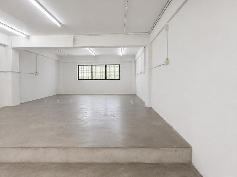 ตึก 3 ชั้น 1 คูหา ซอยเพชรเกษม 48, Bangkok, เพชรเกษม 48, Bang Duan, Phasi Charoen, Bangkok, , 200 sqm, Shophouse For Sale, by กรกฤตย์ บุญสระ, 500512081 - DDproperty.com