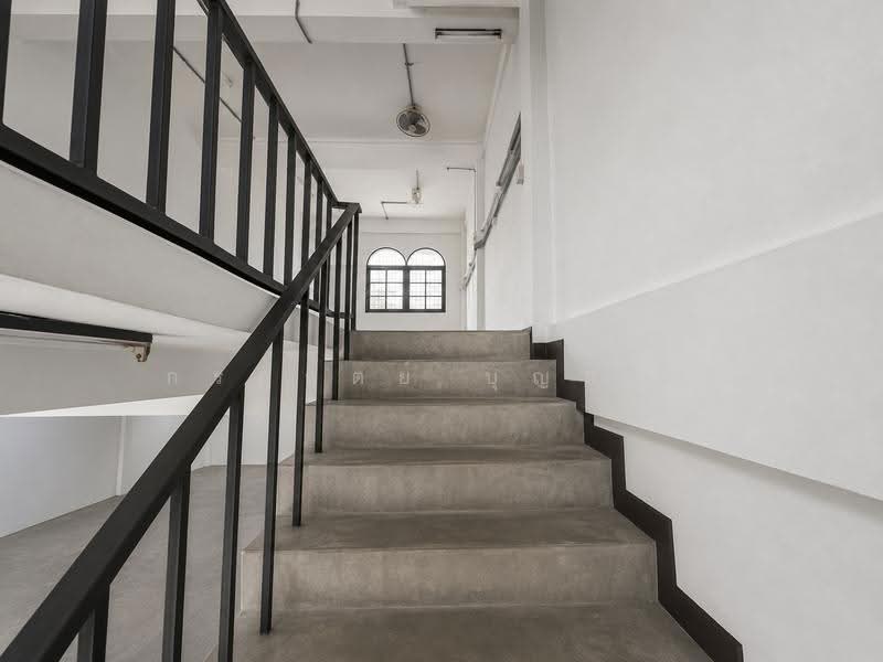 ตึก 3 ชั้น 1 คูหา ซอยเพชรเกษม 48, Bangkok, เพชรเกษม 48, Bang Duan, Phasi Charoen, Bangkok, , 200 sqm, Shophouse For Sale, by กรกฤตย์ บุญสระ, 500512081 - DDproperty.com