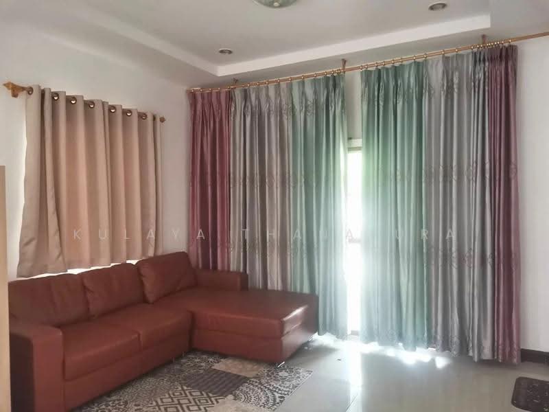 ขายบ้าน 2 ชั้น 38.5 ตรว. ม.รุ่งเรือง 4 ถ.พรหมประกาย ต.หมากแข้ง อ.เมือง จ.อุดรธานี, อุดรธานี, ถ.พรหมประกาย, หมากแข้ง, เมืองอุดรธานี, อุดรธานี, 150 ตร.ม., บ้านเดี่ยว ขาย, โดย Kulaya Thanapura, 500512136 - DDproperty.com