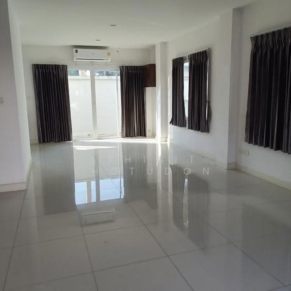 undefined, Bangkok, Chorake Bua, Lat Phrao, Bangkok, 3 Bedrooms, 204 sqm, Townhouse For Rent, by Aphisit Khotudon, 500512170 - DDproperty.com