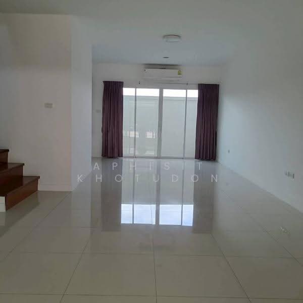 undefined, Bangkok, Chorake Bua, Lat Phrao, Bangkok, 3 Bedrooms, 204 sqm, Townhouse For Rent, by Aphisit Khotudon, 500512176 - DDproperty.com