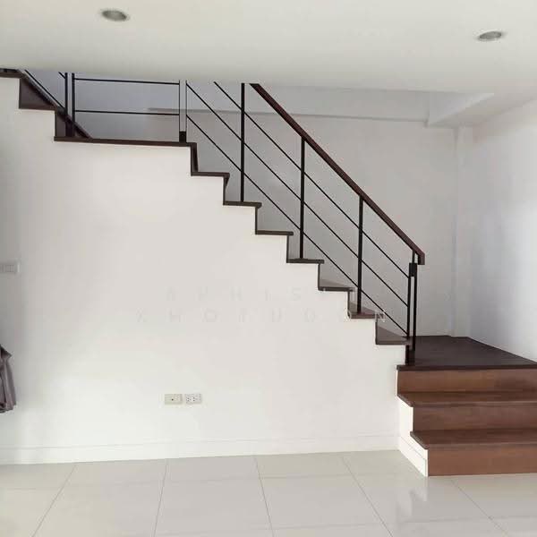 undefined, Bangkok, Chorake Bua, Lat Phrao, Bangkok, 3 Bedrooms, 204 sqm, Townhouse For Rent, by Aphisit Khotudon, 500512176 - DDproperty.com