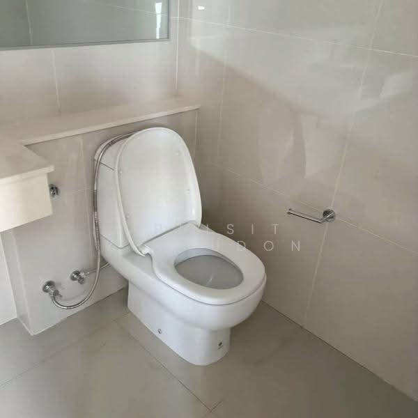 undefined, Bangkok, Chorake Bua, Lat Phrao, Bangkok, 3 Bedrooms, 204 sqm, Townhouse For Rent, by Aphisit Khotudon, 500512176 - DDproperty.com