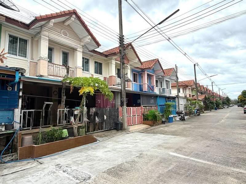 Piyasub Rangsit Klong 10, Pathum Thani, Rangsit-Nakhon Nayok Road, Bung Sanan, Thanyaburi, Pathum Thani, 3 Bedrooms, 90 sqm, Townhouse For Sale, by กรณวัสส์ กัณฑวัสส์วงส์, 500512191 - DDproperty.com