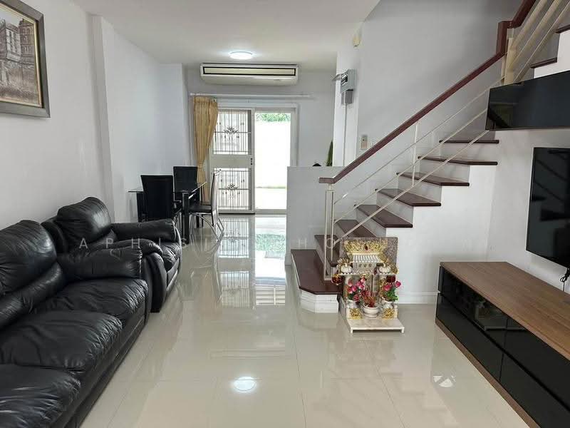Urban Sathorn, Bangkok, Ratchaphruek Road, Bang Chak, Phasi Charoen, Bangkok, 3 Bedrooms, 206 sqm, Townhouse For Rent, by Aphisit Khotudon, 500512204 - DDproperty.com