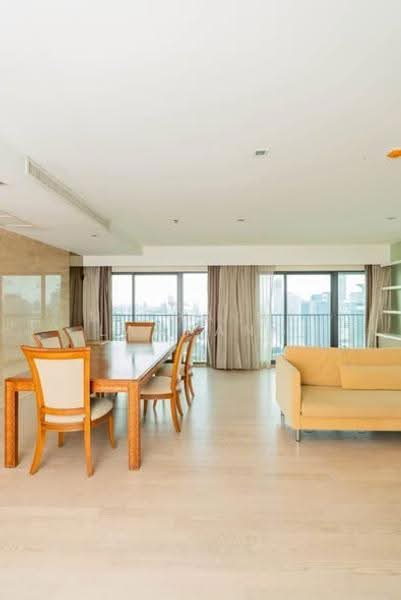 Noble Remix, Bangkok, 772 Soi Sukhumvit 36, Sukhumvit Road, Khong Tan, Khlong Toei, Bangkok, 2 Bedrooms, 183 sqm, Condo For Sale, by Nicha Na Lampang, 500512207 - DDproperty.com