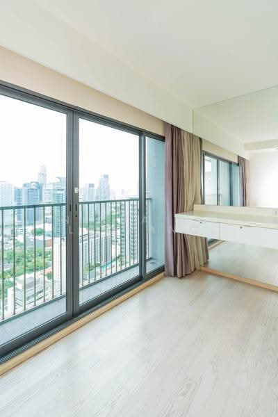 Noble Remix, Bangkok, 772 Soi Sukhumvit 36, Sukhumvit Road, Khong Tan, Khlong Toei, Bangkok, 2 Bedrooms, 183 sqm, Condo For Sale, by Nicha Na Lampang, 500512207 - DDproperty.com