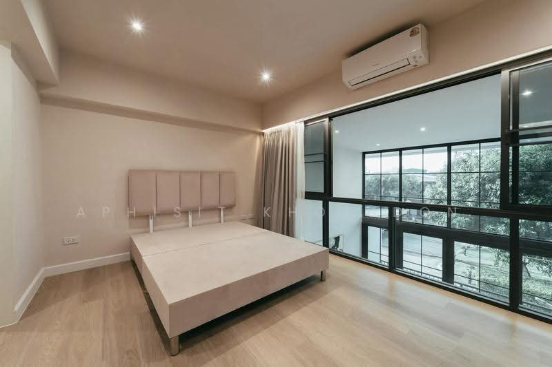 Regent 71 Place : รีเจนท์ 71 เพลส, กรุงเทพ, พระโขนงเหนือ, วัฒนา, กรุงเทพ, 350 ตร.ม., ทาวน์เฮ้าส์ ให้เช่า, โดย Aphisit Khotudon, 500512208 - DDproperty.com