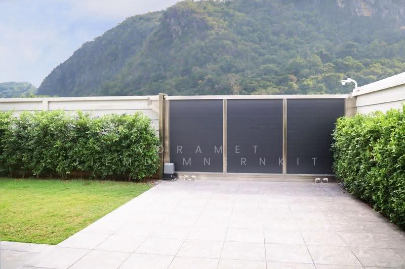 3-BR Villa, Prachuap Khiri Khan, Sam Roi Yot, Prachuap Khiri Khan, 3 Bedrooms, 168 sqm, Villa For Sale, by Woramet Jiemdumnernkit, 500512211 - DDproperty.com