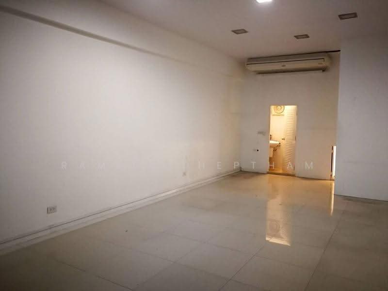 TC Green Rama 9, Bangkok, Rama 9 Road, Huai Khwang, Bangkok, 1 Bedroom, 84 sqm, Condo For Rent, by Ramita Theptham, 500512262 - DDproperty.com