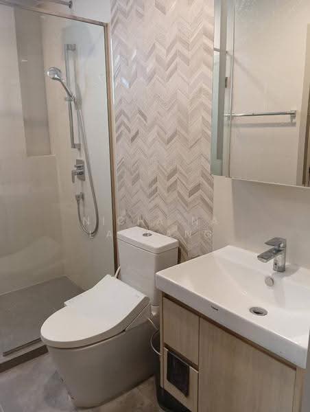 Oka Haus Sukhumvit 36, Bangkok, 3399 Rama 4 Road, Khong Tan, Khlong Toei, Bangkok, 2 Bedrooms, 41 sqm, Condo For Sale, by Nicha Na Lampang, 500512278 - DDproperty.com