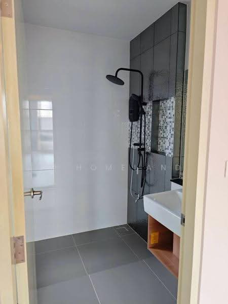 Baan Klang Mueang Bangna-Wongwaen, Samut Prakan, Bangphli Yai, Bang Plee, Samut Prakan, 3 Bedrooms, 152 sqm, Townhouse For Sale, by ID HOMELAND, 500512301 - DDproperty.com