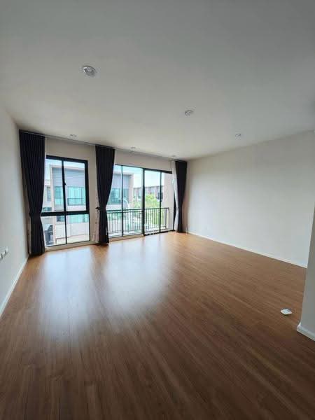 Baan Klang Mueang Bangna-Wongwaen, Samut Prakan, Bangphli Yai, Bang Plee, Samut Prakan, 3 Bedrooms, 152 sqm, Townhouse For Sale, by ID HOMELAND, 500512301 - DDproperty.com