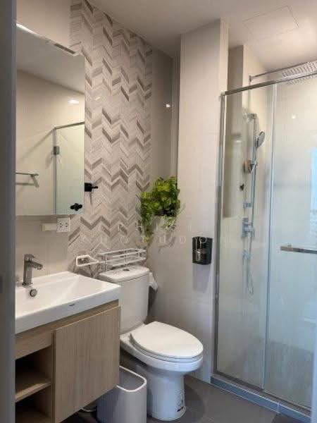 Oka Haus Sukhumvit 36, Bangkok, 3399 Rama 4 Road, Khong Tan, Khlong Toei, Bangkok, 1 Bedroom, 35 sqm, Condo For Rent, by Aphisit Khotudon, 500512319 - DDproperty.com
