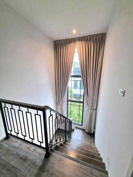 The Sonne Srinakarin-Bangna, Bangkok, Soi Chumchon Mahat Thai 3, Bangna-Trad Road, Dok Mai, Prawet, Bangkok, 4 Bedrooms, 245 sqm, Single Detached House For Sale, by ID HOMELAND, 500512323 - DDproperty.com