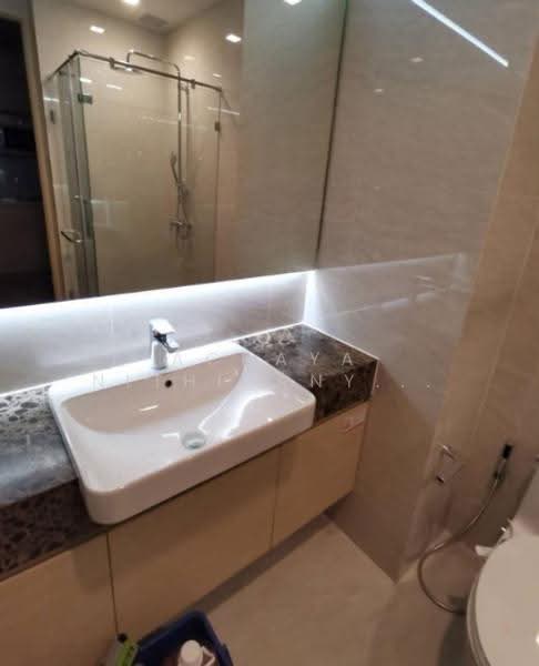 Noble State 39, Bangkok, 35 Soi Sukhumvit 39, Khlong Tan Nua, Watthana, Bangkok, 1 Bedroom, 30 sqm, Condo For Rent, by Achaya Nithipanyawong, 500512339 - DDproperty.com