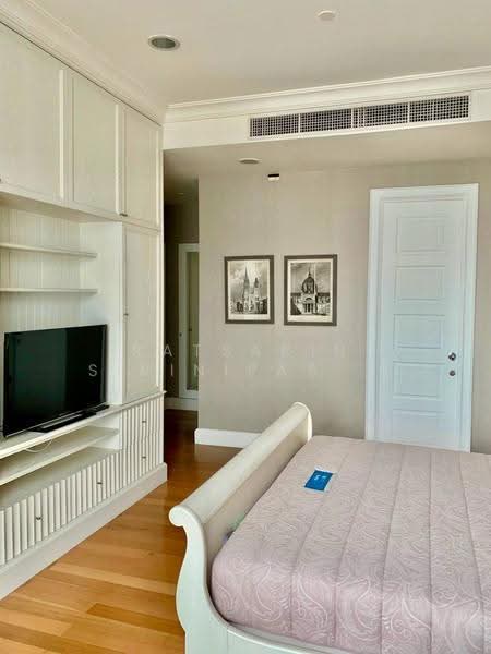 Royce Private Residences, Bangkok, 61 Soi Sukhumvit 31, Khlongtoei Nua, Watthana, Bangkok, 3 Bedrooms, 143 sqm, Condo For Rent, by Ratsarin Sirinipaspong, 500512355 - DDproperty.com
