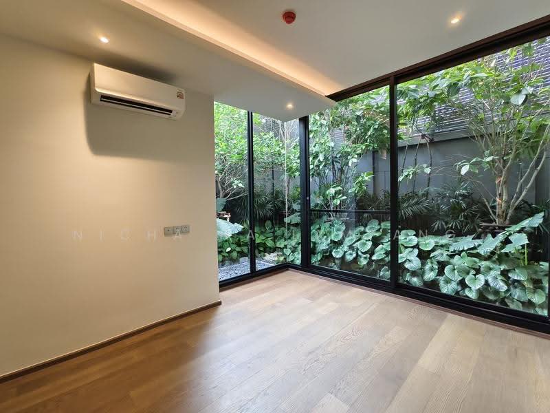 Via 34, Bangkok, 15 Soi Sukhumvit 34, Khong Tan, Khlong Toei, Bangkok, 3 Bedrooms, 139 sqm, Condo For Sale, by Nicha Na Lampang, 500512364 - DDproperty.com