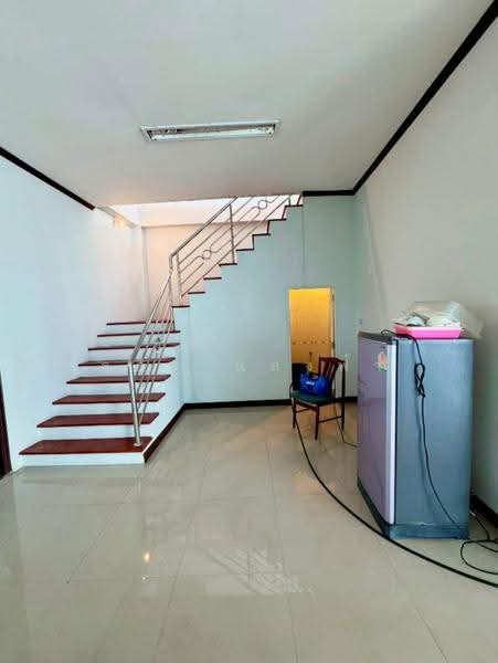 ให้เข่าอาคารพาณิชย์ 3 คูหาติดกัน บึงวรกิจ ศรีราชา, Chon Buri (Pattaya), Bueng, Si Racha, Chon Buri (Pattaya), , 400 sqm, Shophouse For Rent, by Dusit Saengfa, 500512404 - DDproperty.com