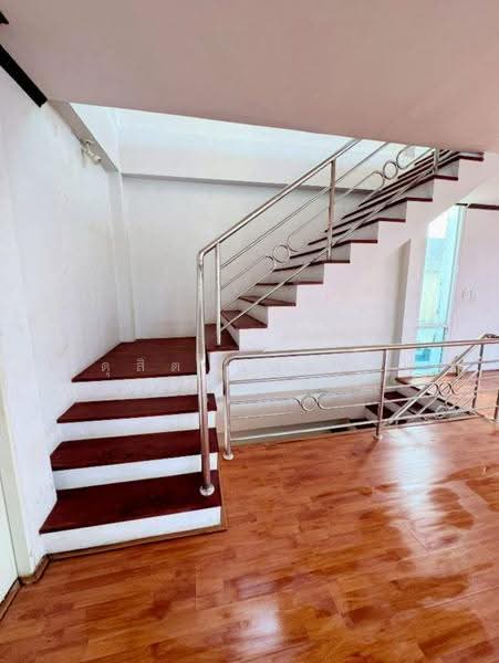 ให้เข่าอาคารพาณิชย์ 3 คูหาติดกัน บึงวรกิจ ศรีราชา, Chon Buri (Pattaya), Bueng, Si Racha, Chon Buri (Pattaya), , 400 sqm, Shophouse For Rent, by Dusit Saengfa, 500512404 - DDproperty.com