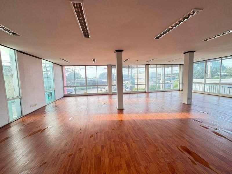 ให้เข่าอาคารพาณิชย์ 3 คูหาติดกัน บึงวรกิจ ศรีราชา, Chon Buri (Pattaya), Bueng, Si Racha, Chon Buri (Pattaya), , 400 sqm, Shophouse For Rent, by Dusit Saengfa, 500512404 - DDproperty.com