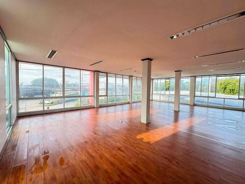 ให้เข่าอาคารพาณิชย์ 3 คูหาติดกัน บึงวรกิจ ศรีราชา, Chon Buri (Pattaya), Bueng, Si Racha, Chon Buri (Pattaya), , 400 sqm, Shophouse For Rent, by Dusit Saengfa, 500512404 - DDproperty.com