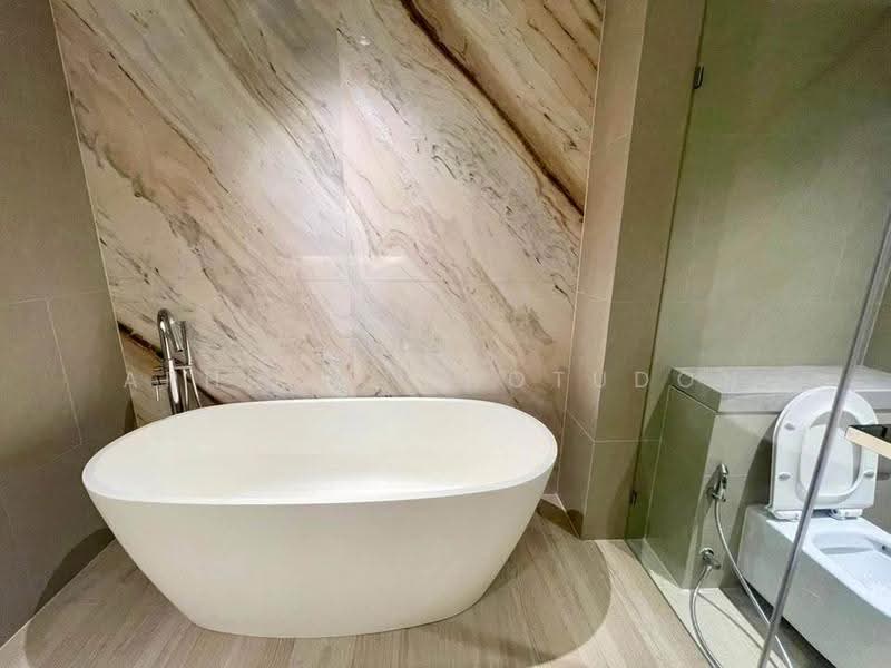 The Lofts Silom, Bangkok, Pramuan Road, Silom, Bang Rak, Bangkok, 2 Bedrooms, 110 sqm, Condo For Rent, by Aphisit Khotudon, 500512423 - DDproperty.com