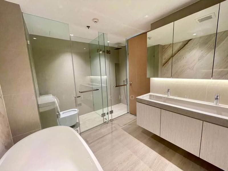 The Lofts Silom, Bangkok, Pramuan Road, Silom, Bang Rak, Bangkok, 2 Bedrooms, 110 sqm, Condo For Rent, by Aphisit Khotudon, 500512423 - DDproperty.com