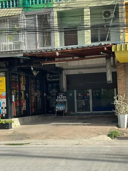 ให้เช่าอาคาคาณพาณิชย์ 3 ชั้น ติดถนน เครือสหพัฒน์ ศรีราชา, Chon Buri (Pattaya), Bueng, Si Racha, Chon Buri (Pattaya), , 100 sqm, Shophouse For Rent, by Dusit Saengfa, 500512472 - DDproperty.com