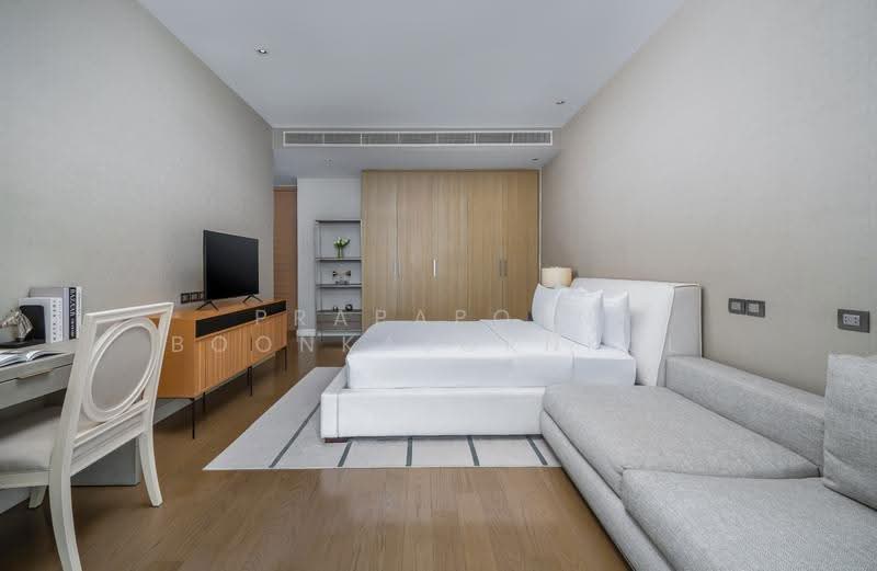 Magnolias Ratchadamri Boulevard, Bangkok, Ratchadamri Road, Lumphini, Pathum Wan, Bangkok, 3 Bedrooms, 360 sqm, Condo For Rent, by Prapaporn Boonkajonkul, 500512492 - DDproperty.com