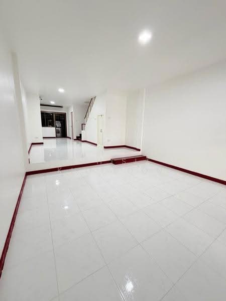 undefined, กรุงเทพ, ประเวศ, กรุงเทพ, 93 ตร.ม., ทาวน์เฮ้าส์ ขาย, โดย Aphisit Khotudon, 500512498 - DDproperty.com