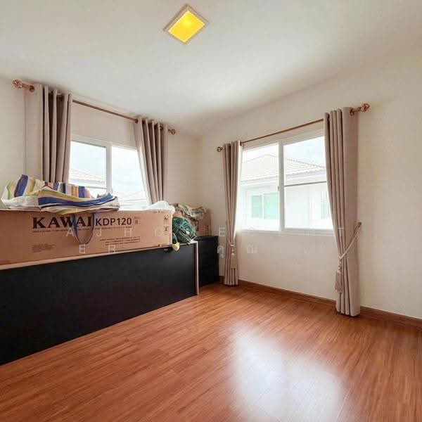มัณฑนา เลค วัชรพล เฟส2, bangkok, O-Ngoen, Sai Mai, Bangkok, 4 Bedrooms, 220 sqm, Single Detached House For Sale, by AJHOMECENTER - คุณแบงค์, 500512530 - DDproperty.com