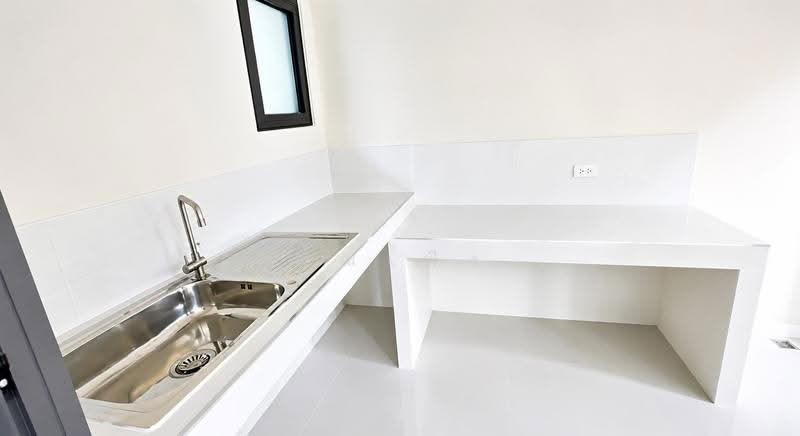 ขายบ้านแฝด 2 ชั้น แกรนด์ บริทาเนีย บางนา-สุวรรณภูมิ 4 ห้องนอน ทำเลดี ใกล้สนามบินสุวรรณภูมิ, สมุทรปราการ, ราชาเทวะ, บางพลี, สมุทรปราการ, 190 ตร.ม., บ้านแฝด ขาย, โดย คุณเฟิง, 500512533 - DDproperty.com
