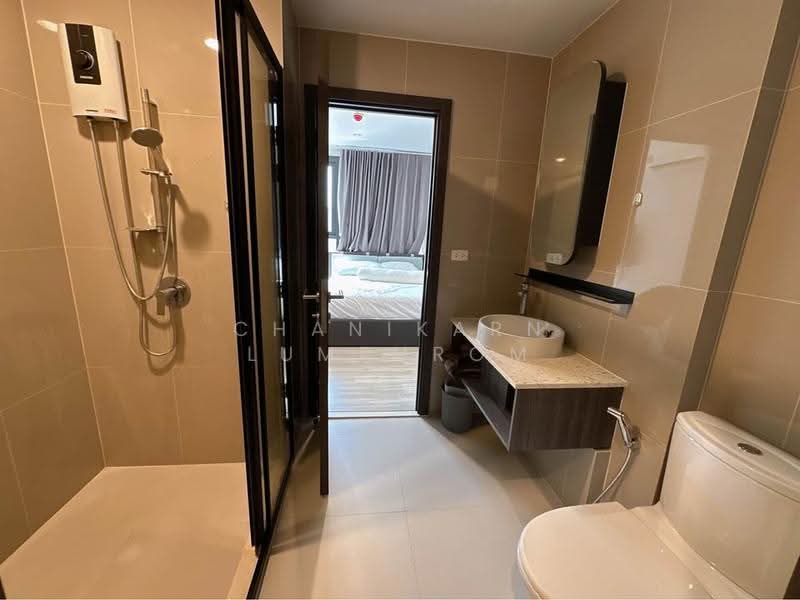 XT Huaikhwang, Bangkok, 244 Ratchadaphisek Road, Huai Khwang, Bangkok, 1 Bedroom, 35 sqm, Condo For Rent, by Chanikarn Lumphrom, 500512545 - DDproperty.com