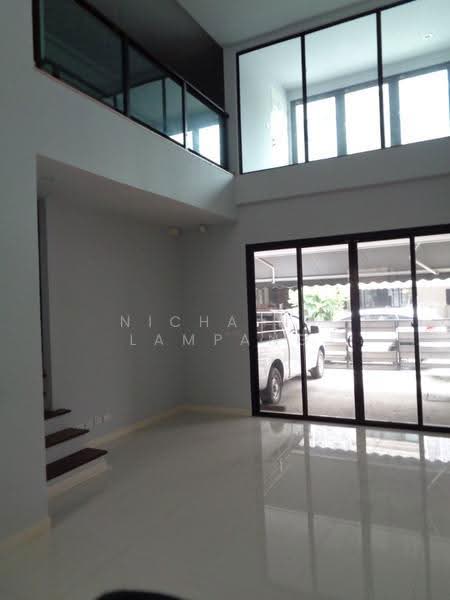 ทาวน์เฮ้าส์ 3-ห้องนอน, กรุงเทพ, ช่องนนทรี, ยานนาวา, กรุงเทพ, 82 ตร.ม., ทาวน์เฮ้าส์ ขาย, โดย Nicha Na Lampang, 500512553 - DDproperty.com