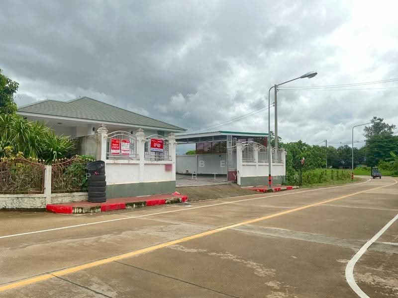 บ้านเดี่ยวท่าอิฐ อุตรดิตถ์, Uttaradit, Tha It, Muang Uttaradit, Uttaradit, 2 Bedrooms, 150 sqm, Single Detached House For Sale, by The Best Property นิด, 500512555 - DDproperty.com