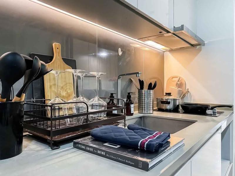 M Thonglor 10, Bangkok, 9 Soi Ekkamai 12, Ekkamai Road, Khlong Tan Nua, Watthana, Bangkok, 2 Bedrooms, 57 sqm, Condo For Sale, by Nicha Na Lampang, 500512574 - DDproperty.com