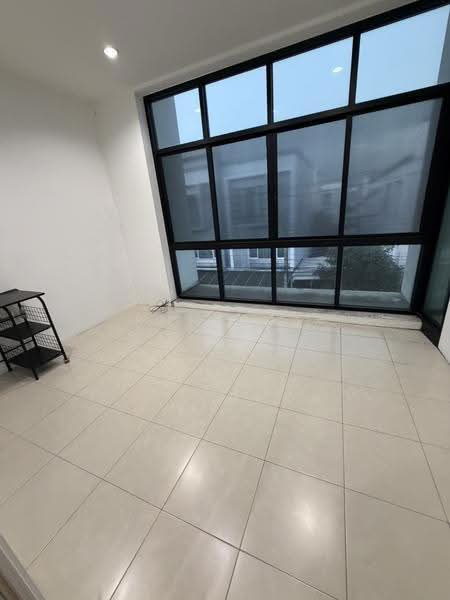 The Exclusive Pattanakarn 44, Bangkok, Soi Phatthanakan 44, Phatthanakan Road, Suan Luang, Bangkok, 3 Bedrooms, 160 sqm, Townhouse For Sale, by Sunitra Sachdev, 500512590 - DDproperty.com