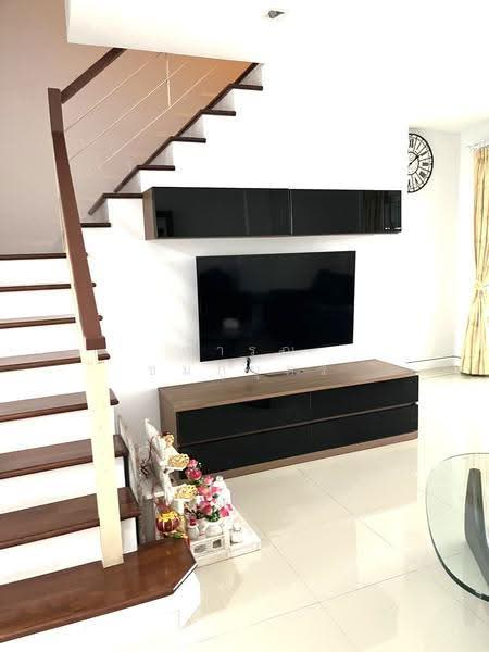 Urban Sathorn, Bangkok, Ratchaphruek Road, Bang Chak, Phasi Charoen, Bangkok, 3 Bedrooms, 206 sqm, Townhouse For Rent, by การุณ ชมภูบุตร, 500512611 - DDproperty.com